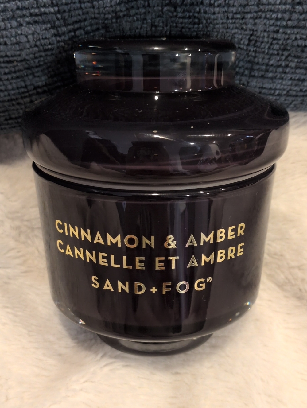 Sand And Fog Cinnamon & Amber Scented Candle
